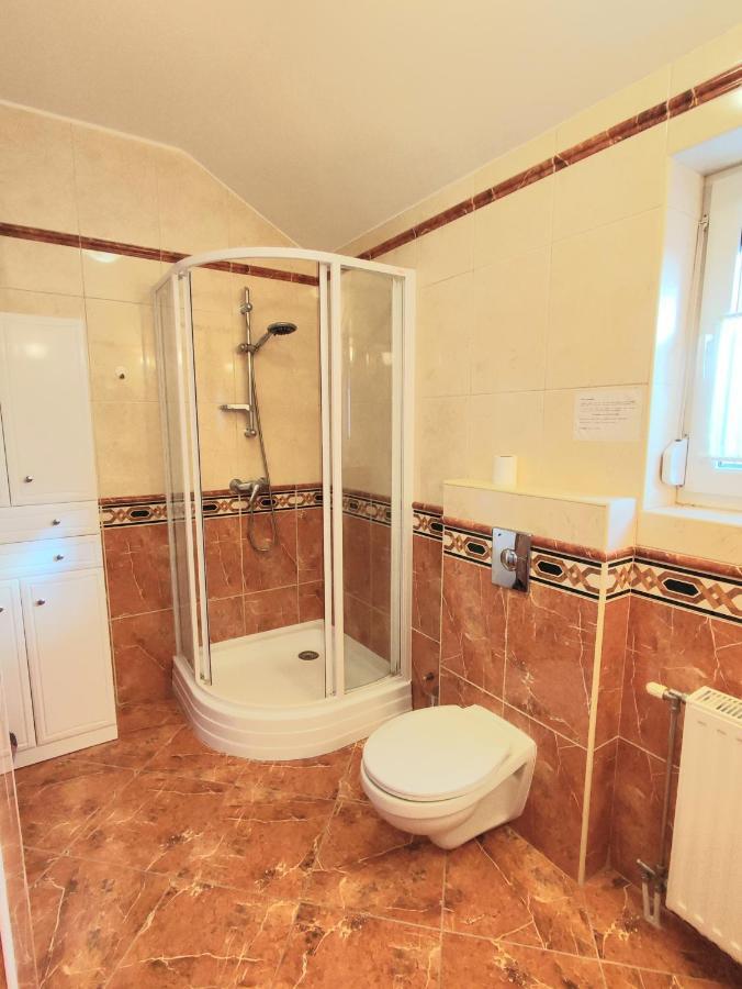 בלטונללה Arnyas Apartmanhaz מראה חיצוני תמונה