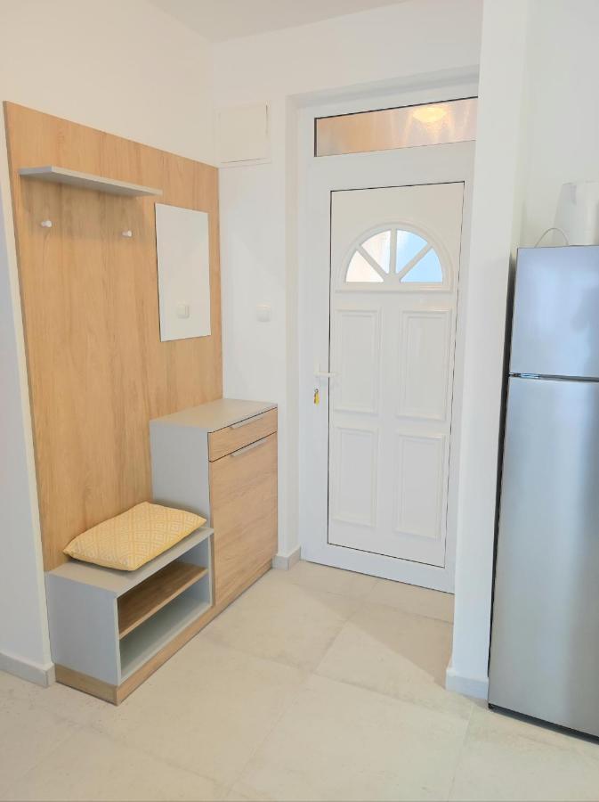 בלטונללה Arnyas Apartmanhaz מראה חיצוני תמונה