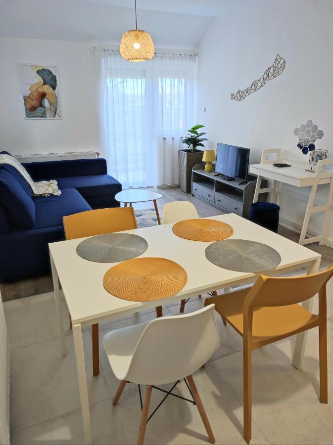 בלטונללה Arnyas Apartmanhaz מראה חיצוני תמונה