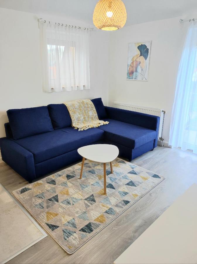 בלטונללה Arnyas Apartmanhaz מראה חיצוני תמונה